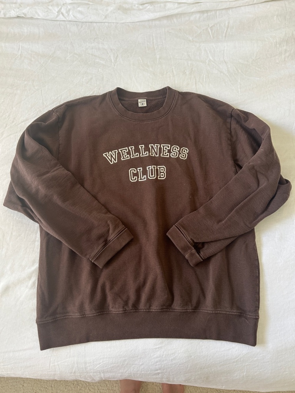 Sporty & Rich Brown 'Wellness Club' Crew Sweatshirt